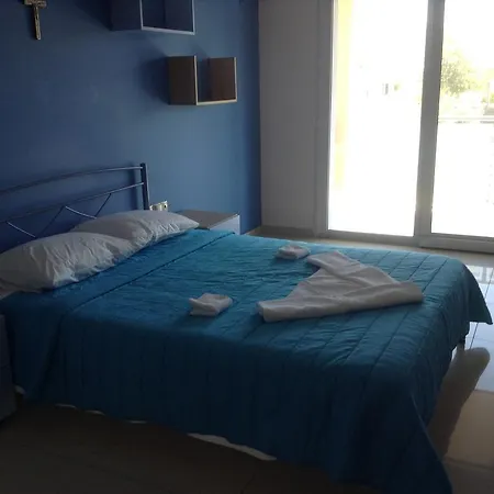 Nyaraló Fotaki Kosz